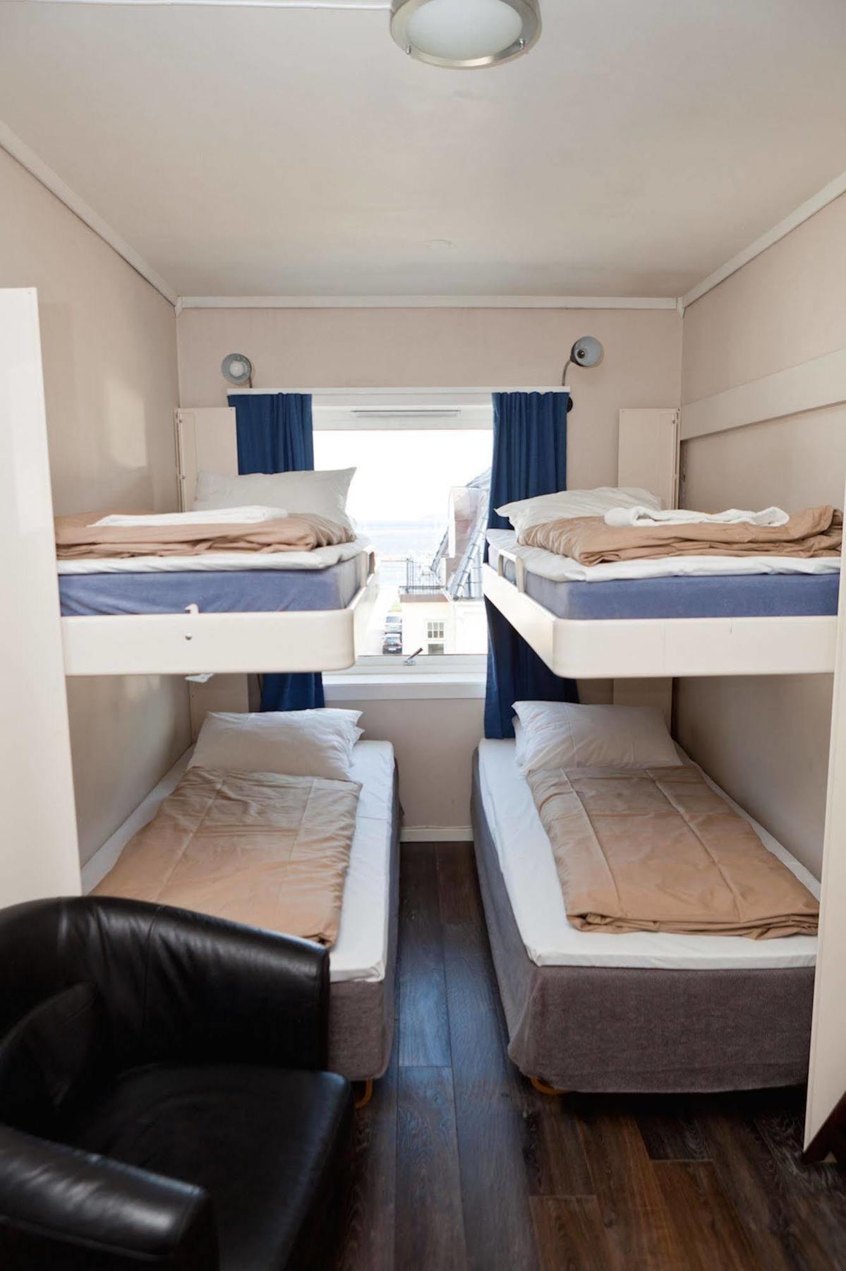 Sjoglott Hotel Кристиансан Екстериор снимка